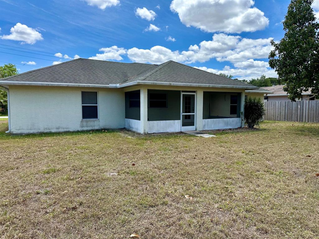 Photo of 361 SE Greenway Terrace, Port Saint Lucie, FL 34983 (MLS # R10976898)