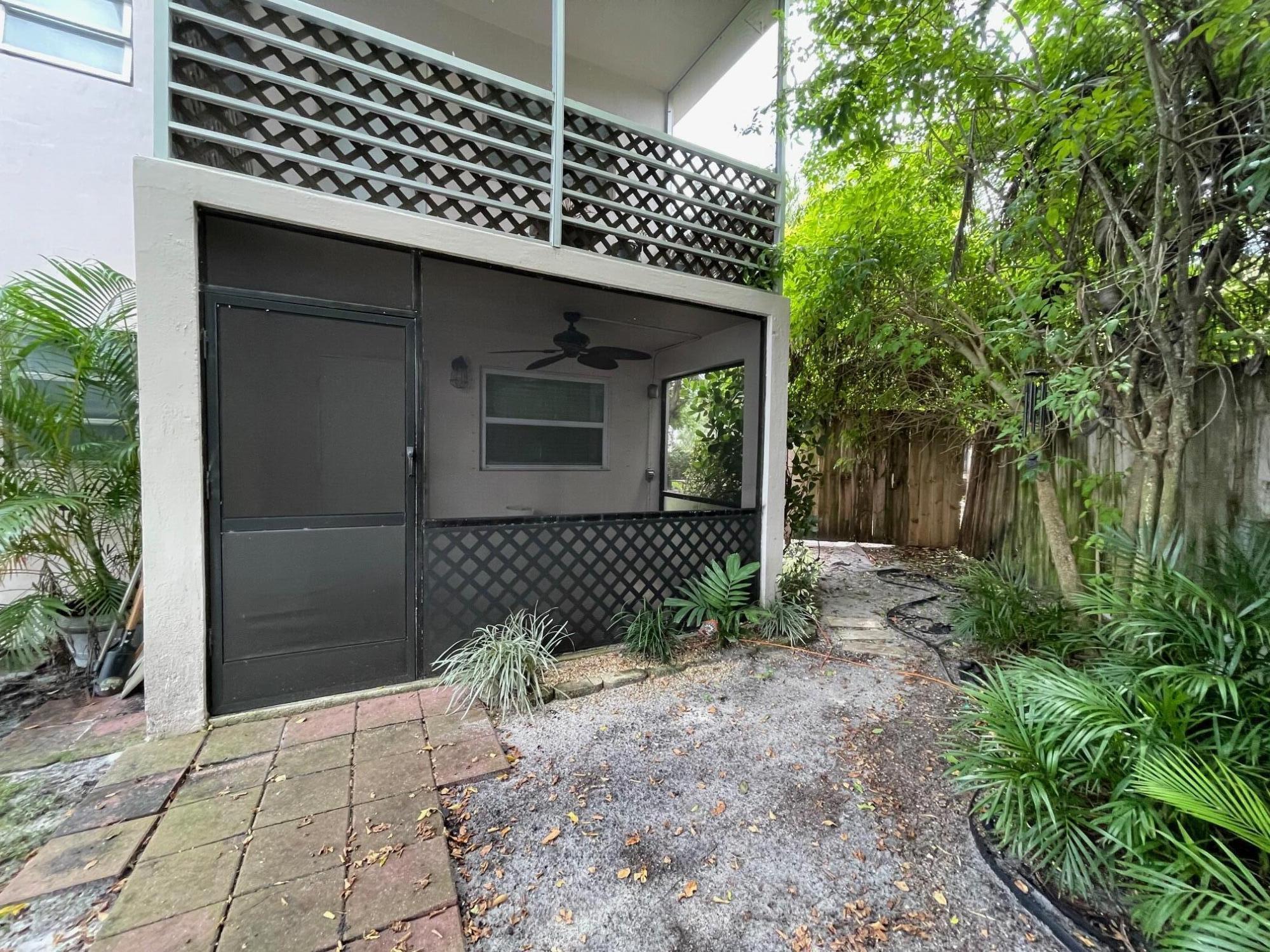 BOYNTON TOWN OF - Residential Lease