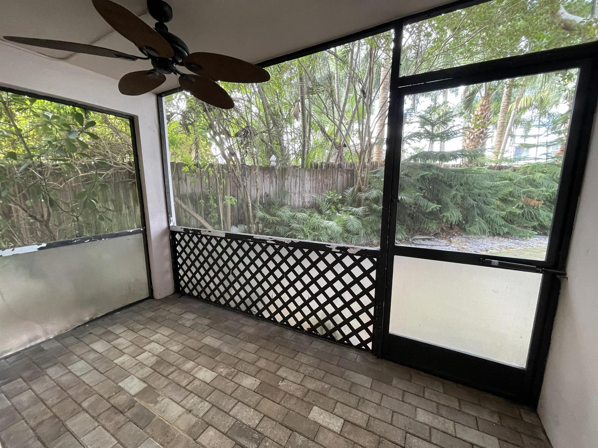 BOYNTON TOWN OF - Residential Lease