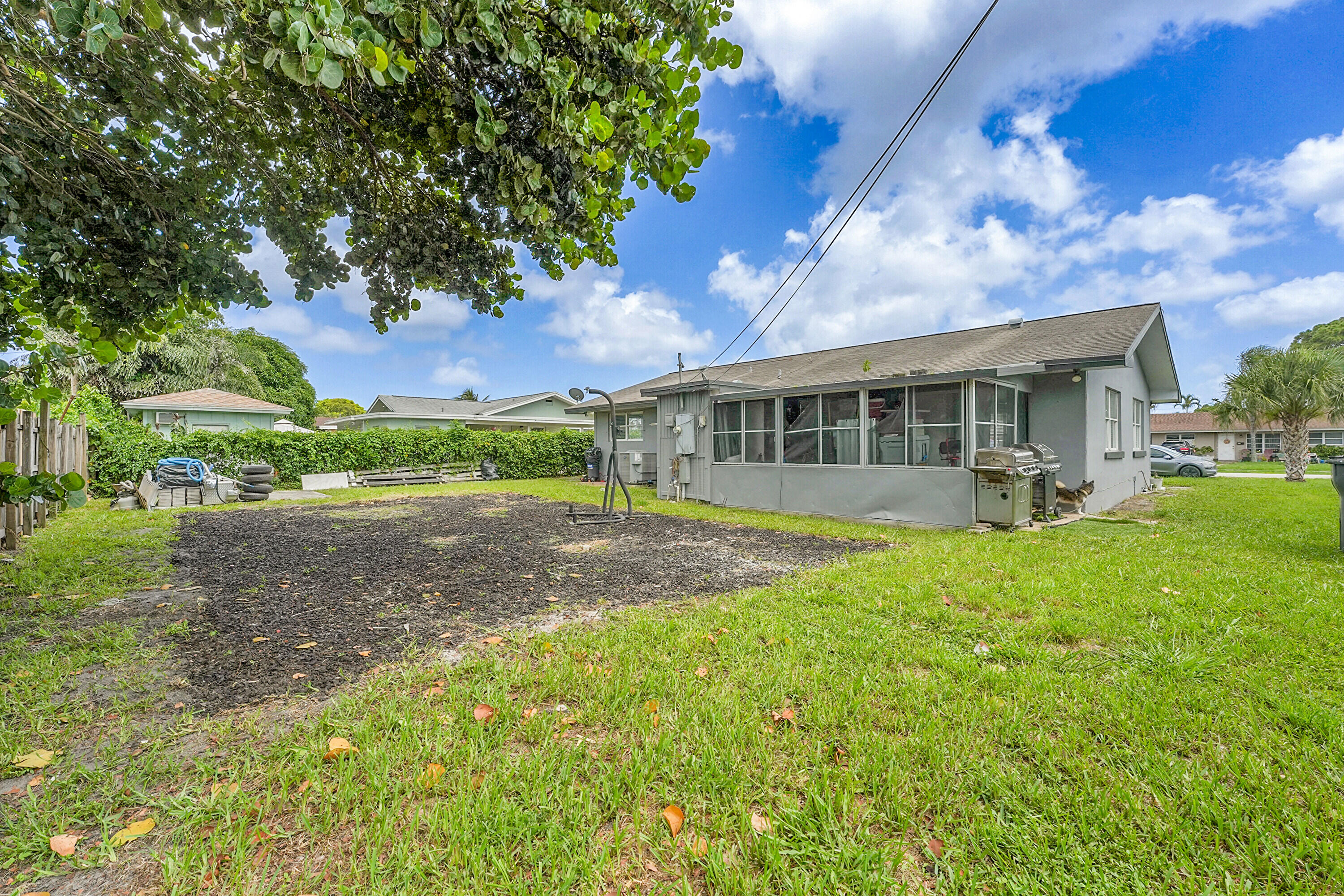 4873 Pine Knott Lane