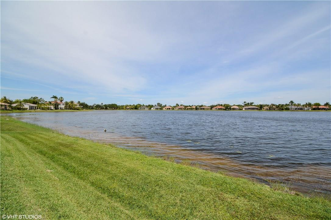 Sector 6 East 155-4 B - Residential