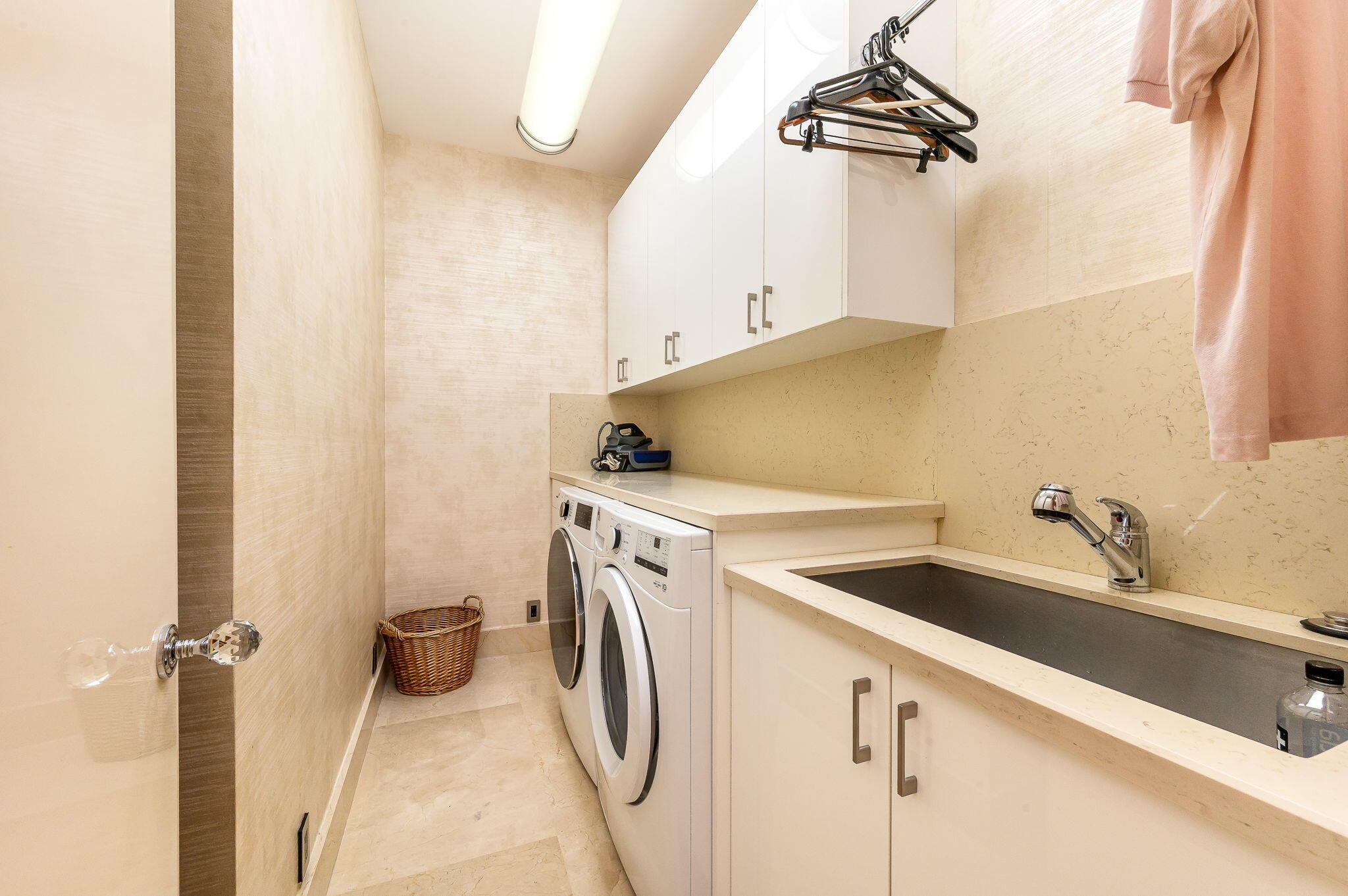 LAURELS / POLO CLUB - Residential