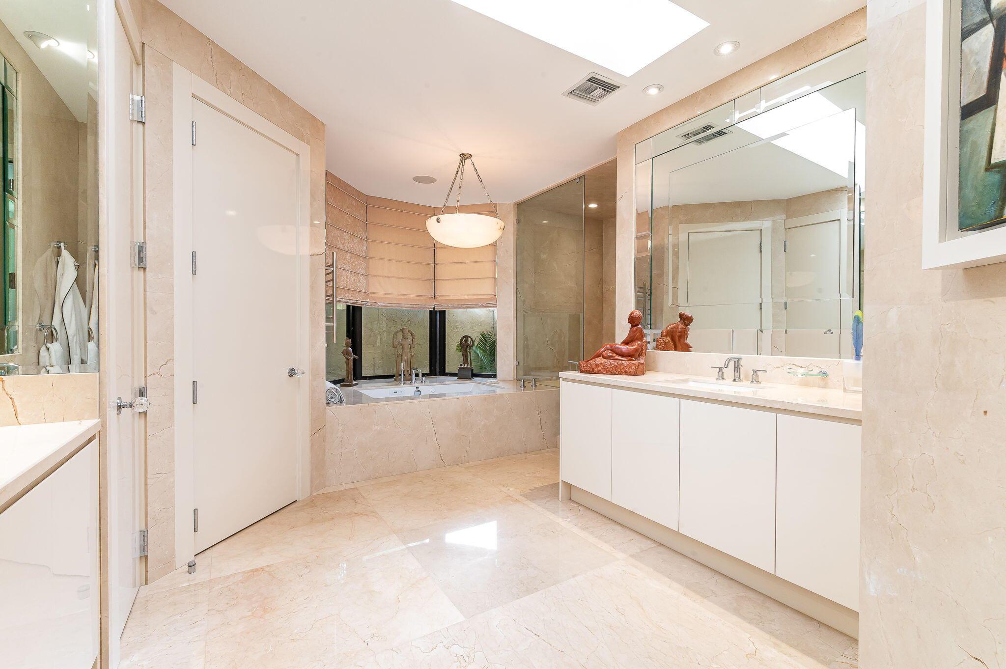 LAURELS / POLO CLUB - Residential