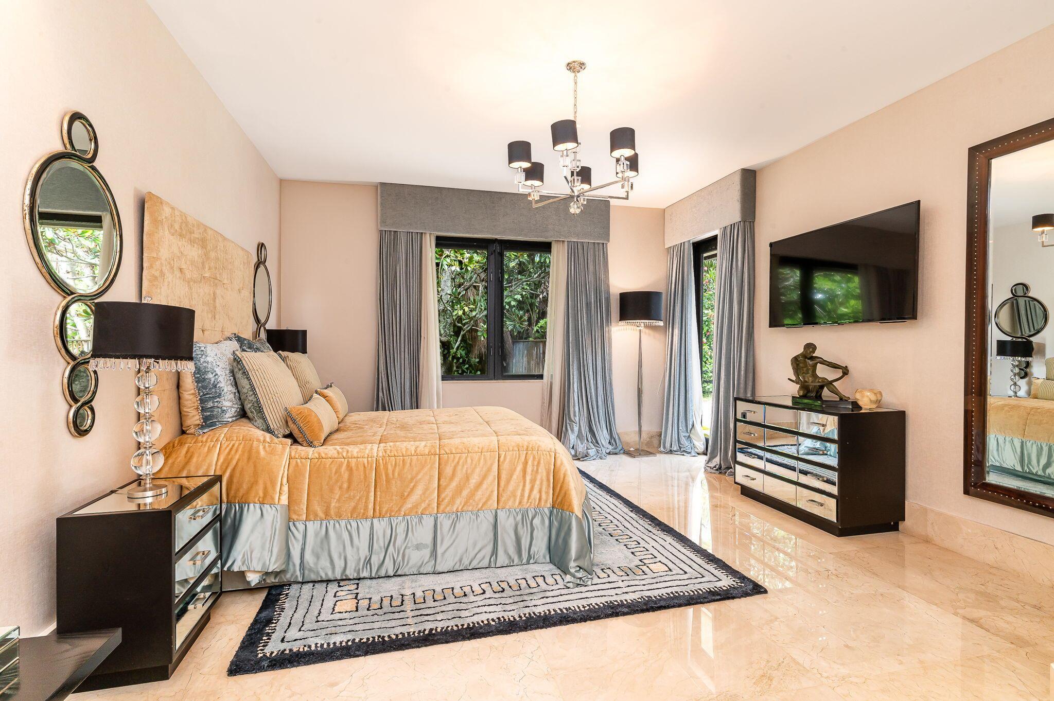 LAURELS / POLO CLUB - Residential