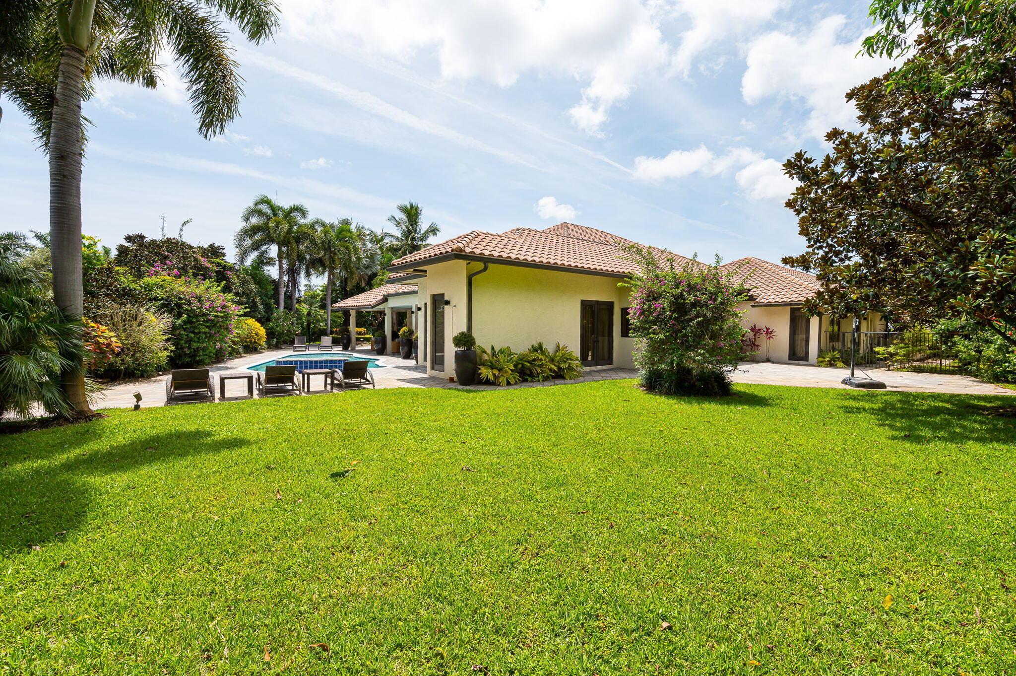 LAURELS / POLO CLUB - Residential