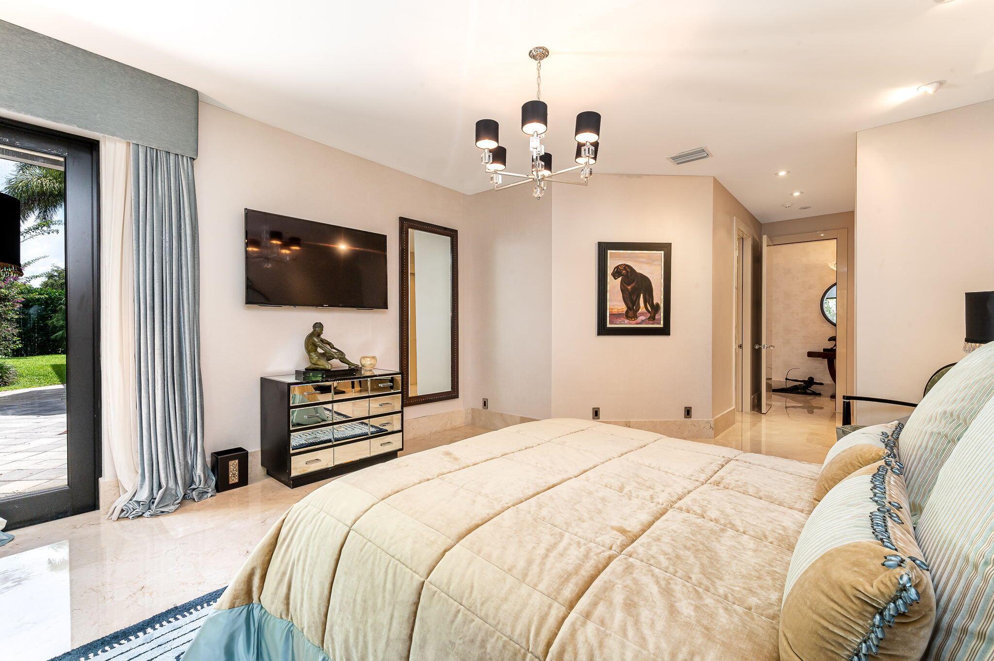 LAURELS / POLO CLUB - Residential