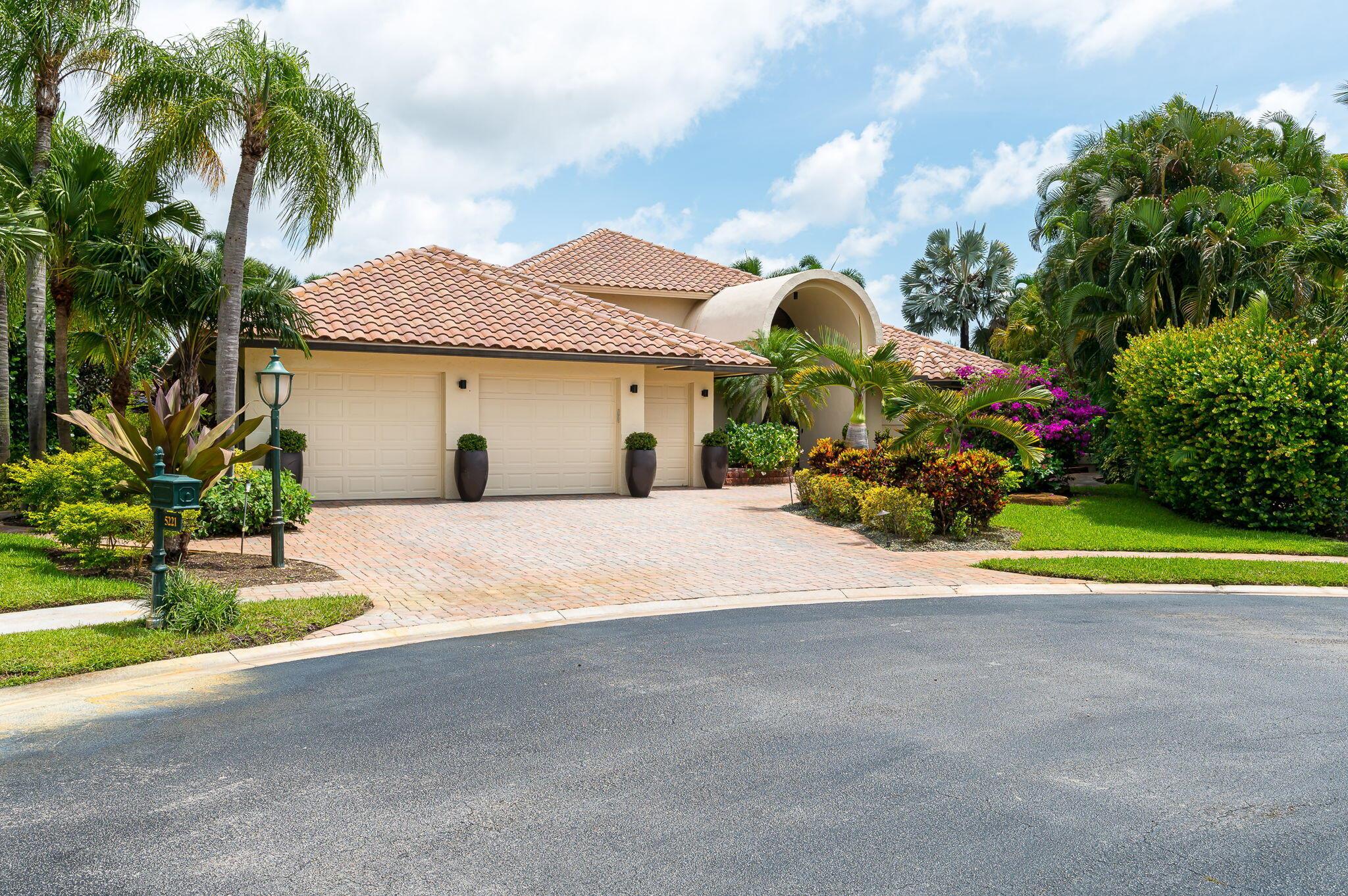 LAURELS / POLO CLUB - Residential