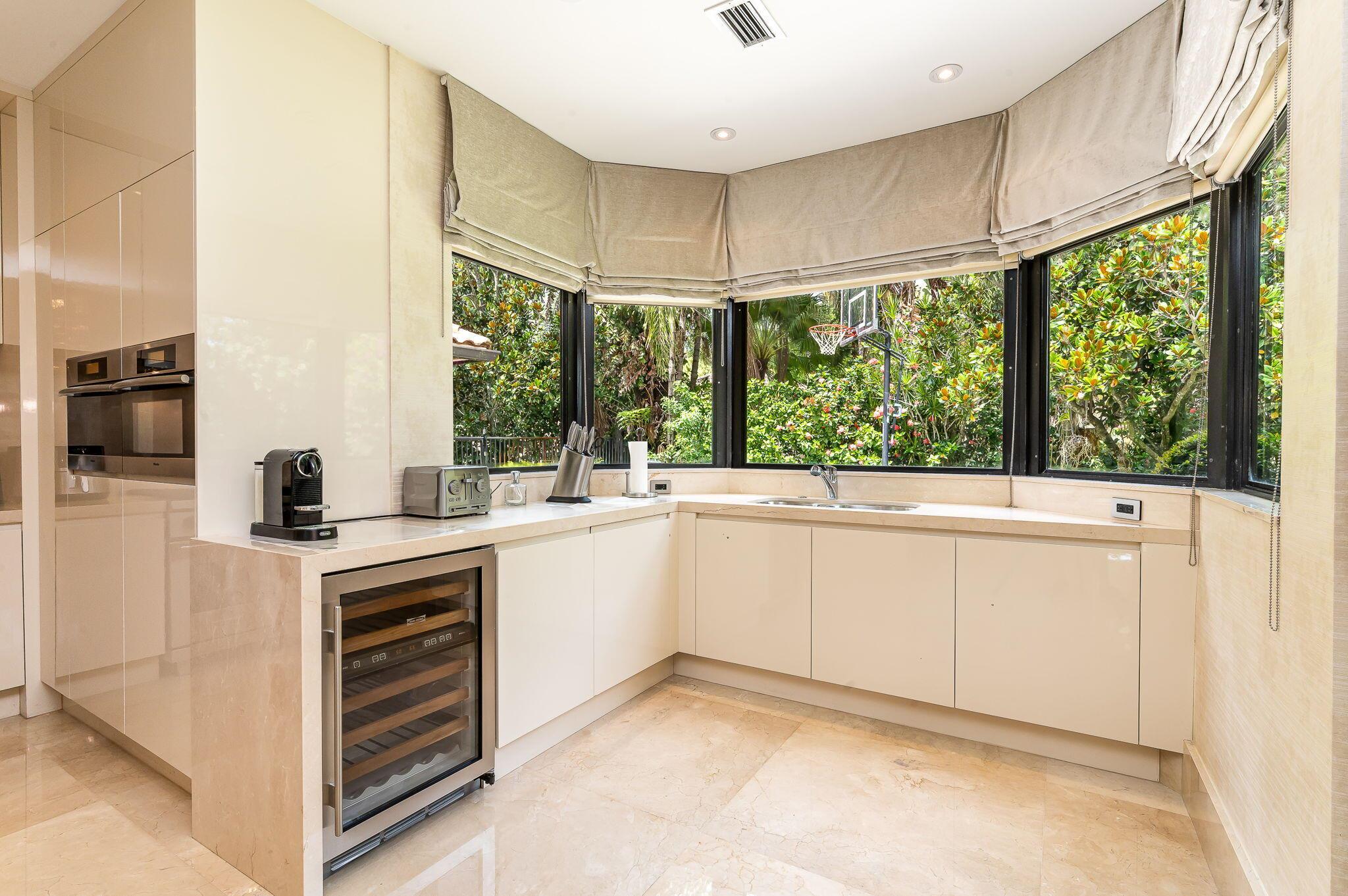 LAURELS / POLO CLUB - Residential