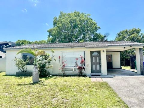 Tiny photo for 4940 SW 18th Street, Fort Lauderdale, FL 33317 (MLS # B26028252)