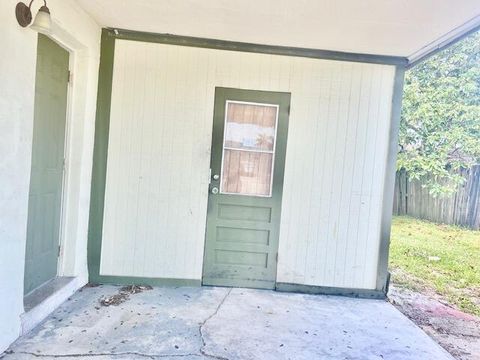 Tiny photo for 4940 SW 18th Street, Fort Lauderdale, FL 33317 (MLS # B26028252)