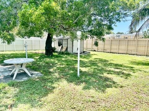 Tiny photo for 4940 SW 18th Street, Fort Lauderdale, FL 33317 (MLS # B26028252)