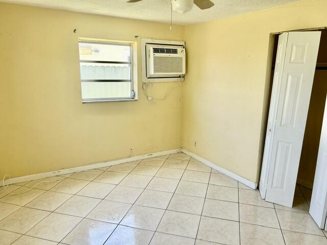 BROADVIEW PARK - Residential