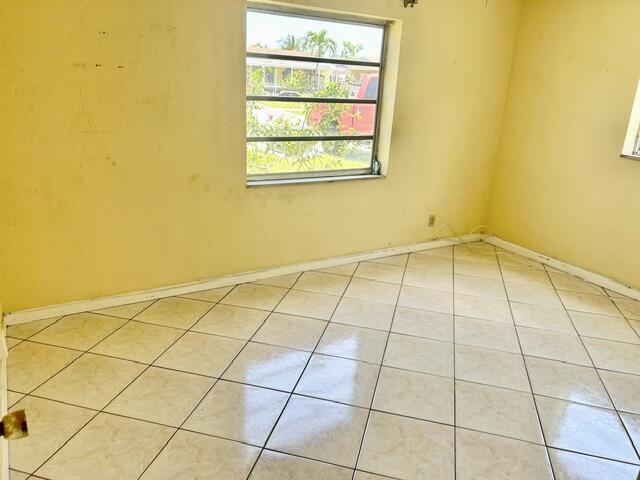 BROADVIEW PARK - Residential