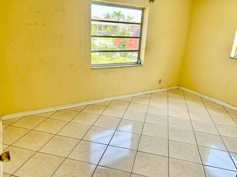 Tiny photo for 4940 SW 18th Street, Fort Lauderdale, FL 33317 (MLS # B26028252)