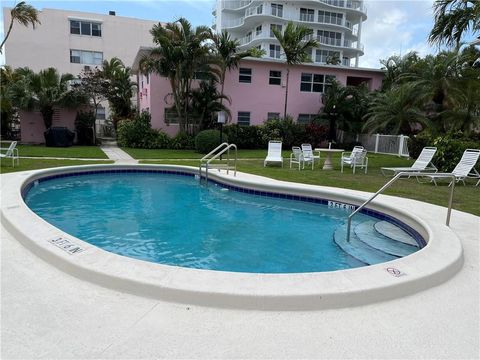 Tiny photo for 700 Bayshore Drive #21, Fort Lauderdale, FL 33304 (MLS # B26044803)