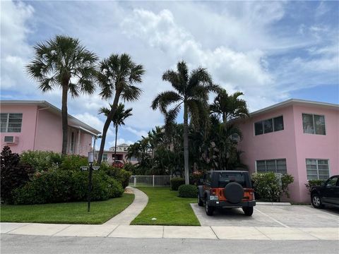 Tiny photo for 700 Bayshore Drive #21, Fort Lauderdale, FL 33304 (MLS # B26044803)