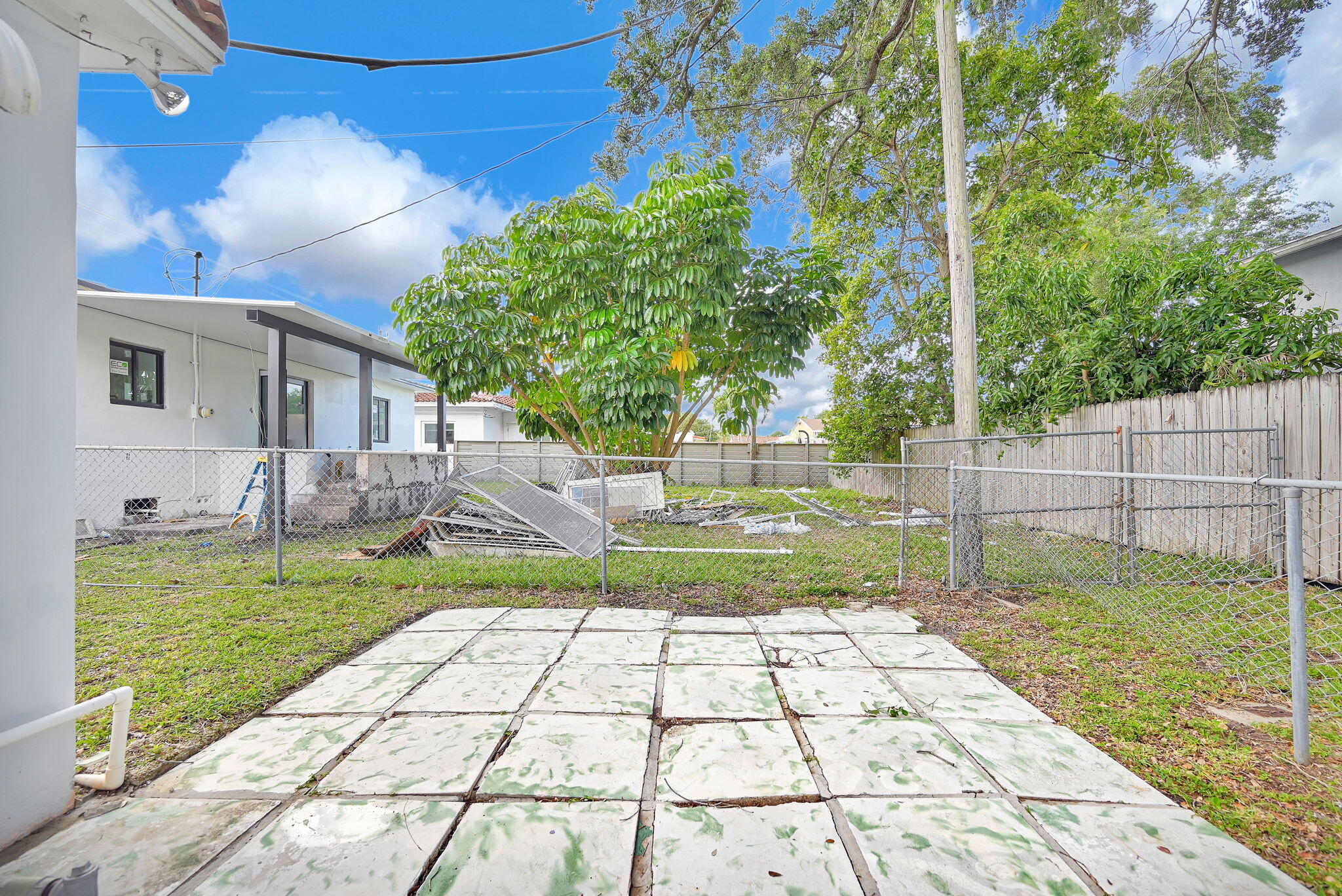 SILVER BLUFF ESTS-SEC A - Residential