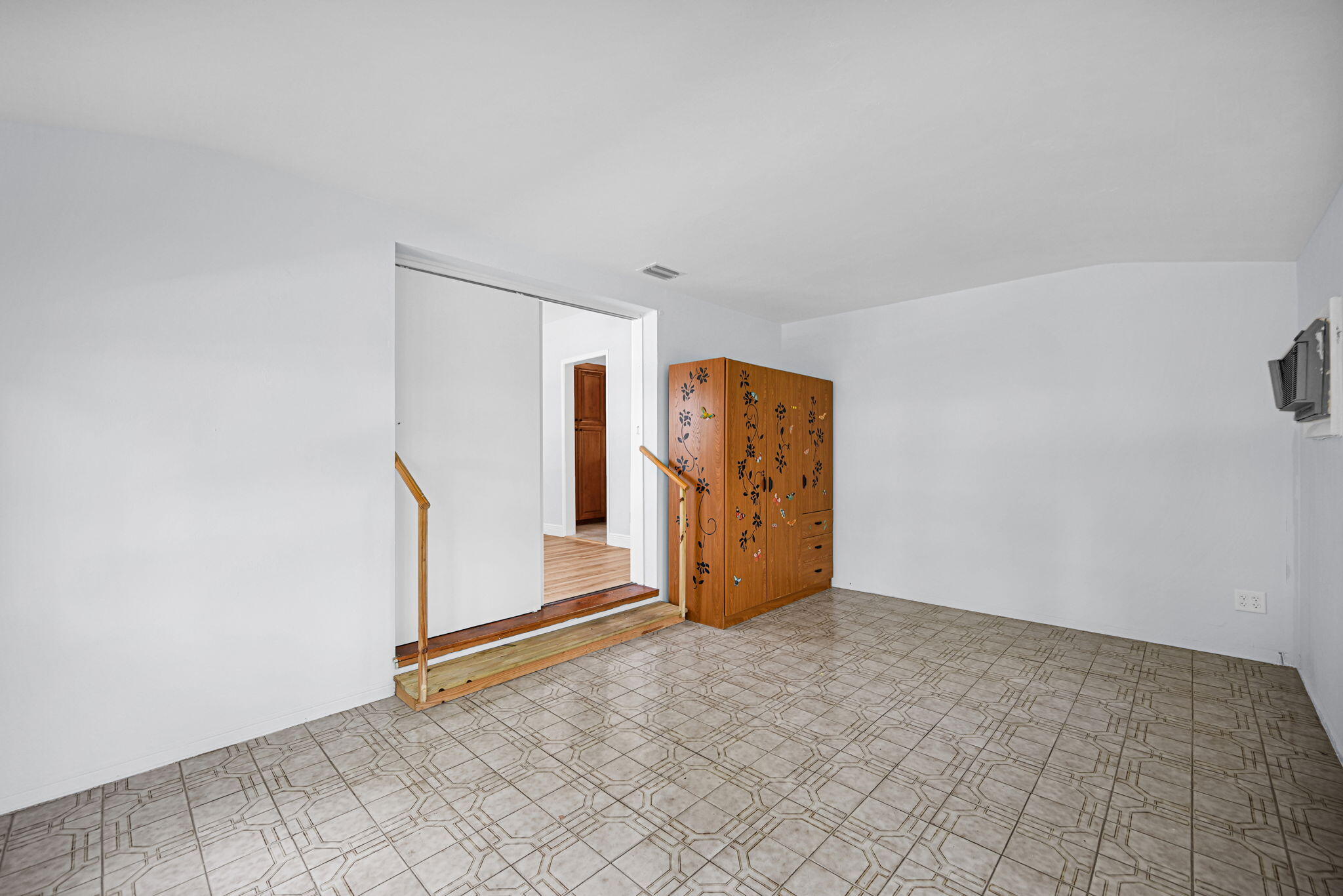 SILVER BLUFF ESTS-SEC A - Residential