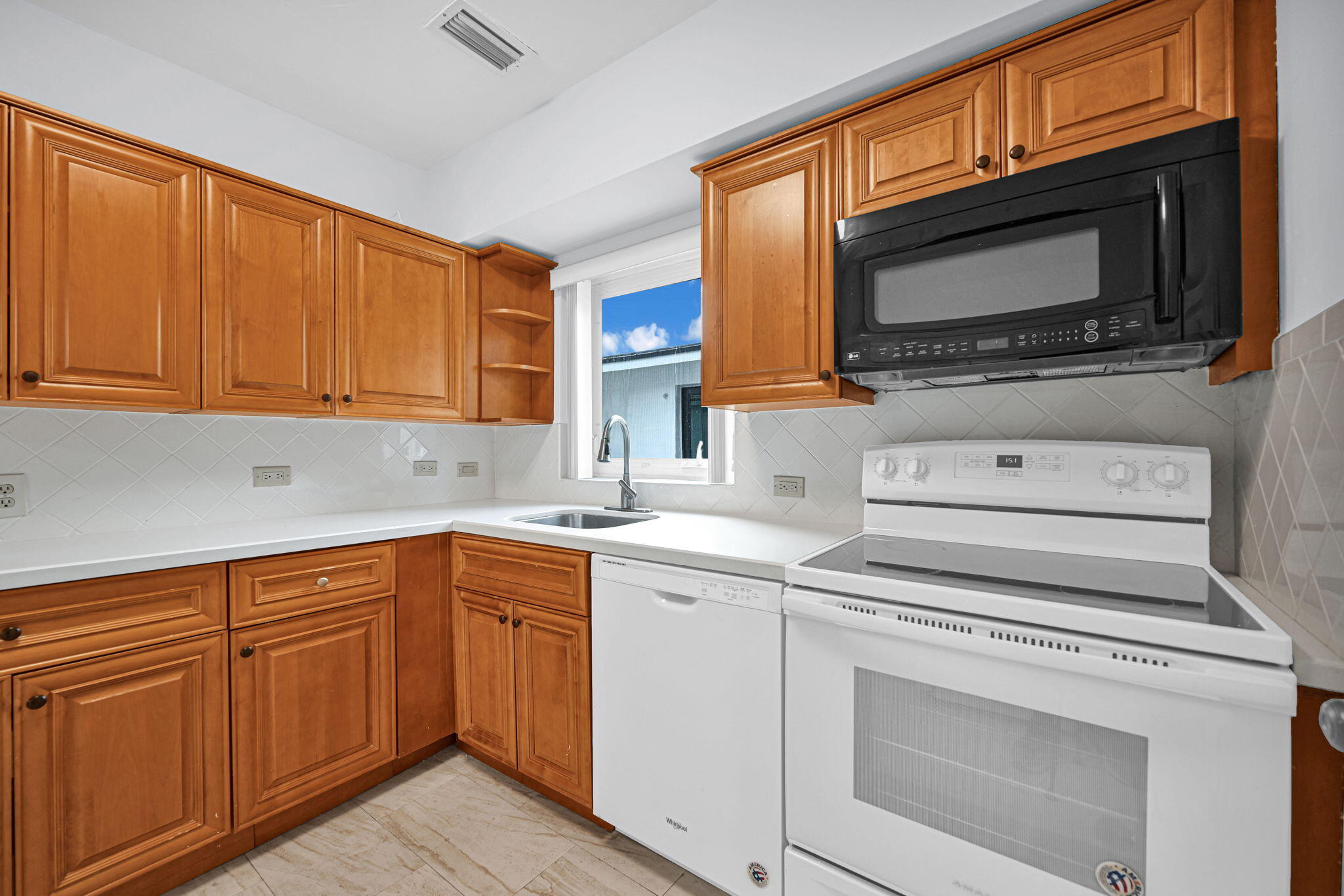 SILVER BLUFF ESTS-SEC A - Residential