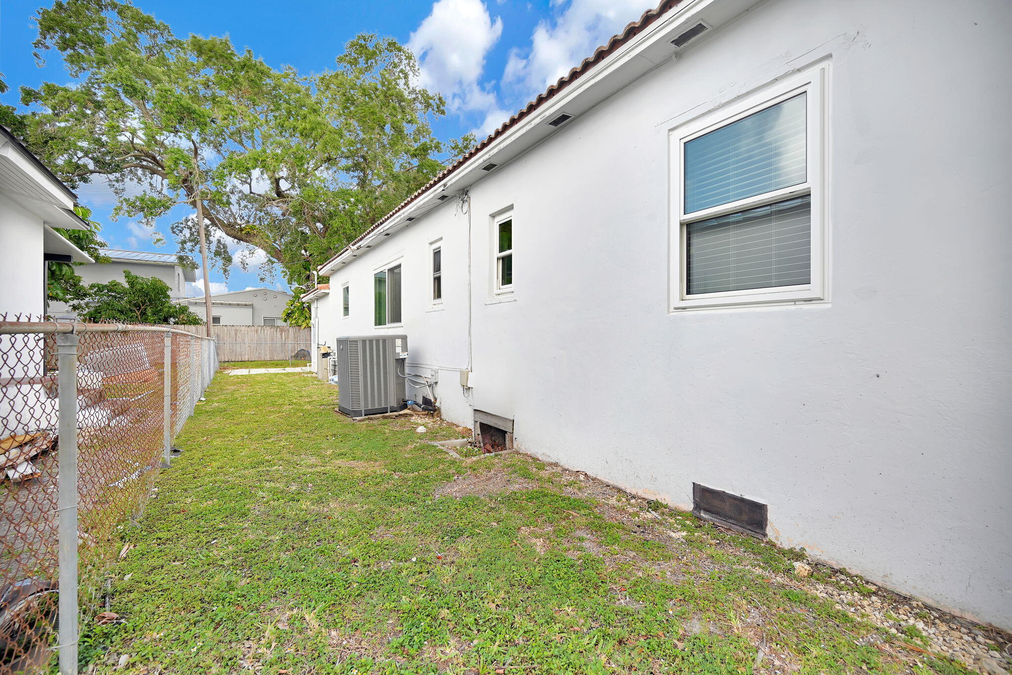 SILVER BLUFF ESTS-SEC A - Residential