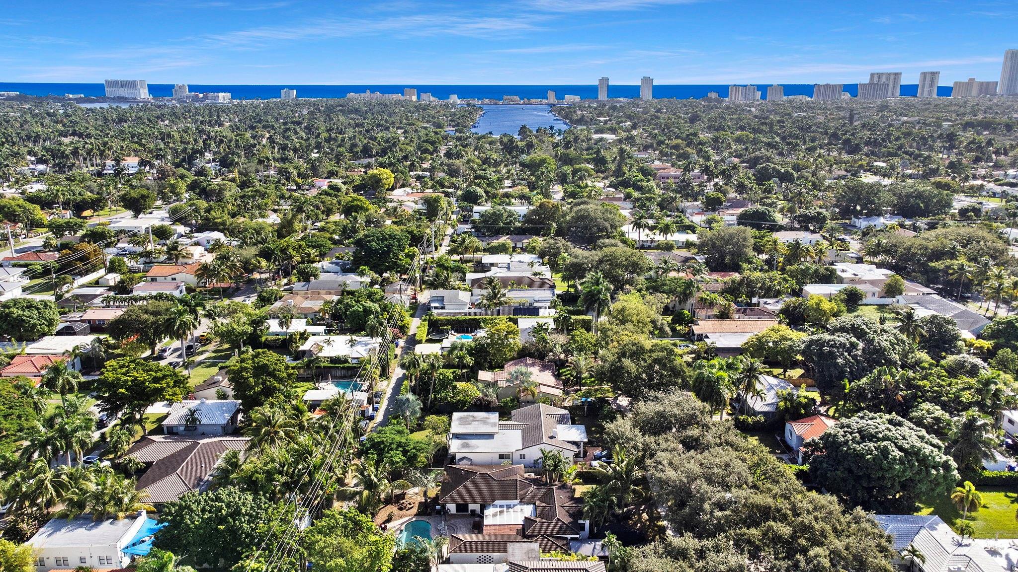 Hollywood 1-21 B - Residential