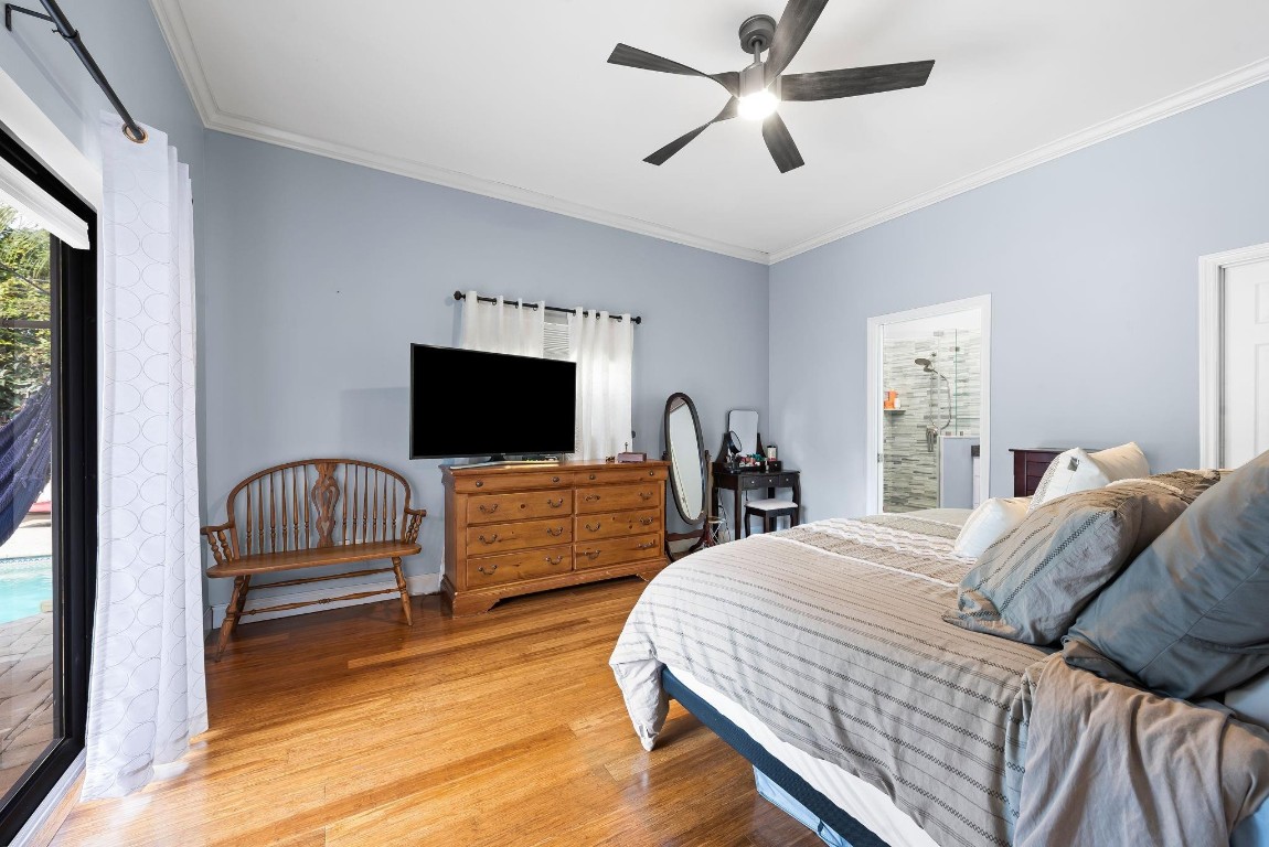 Hollywood 1-21 B - Residential