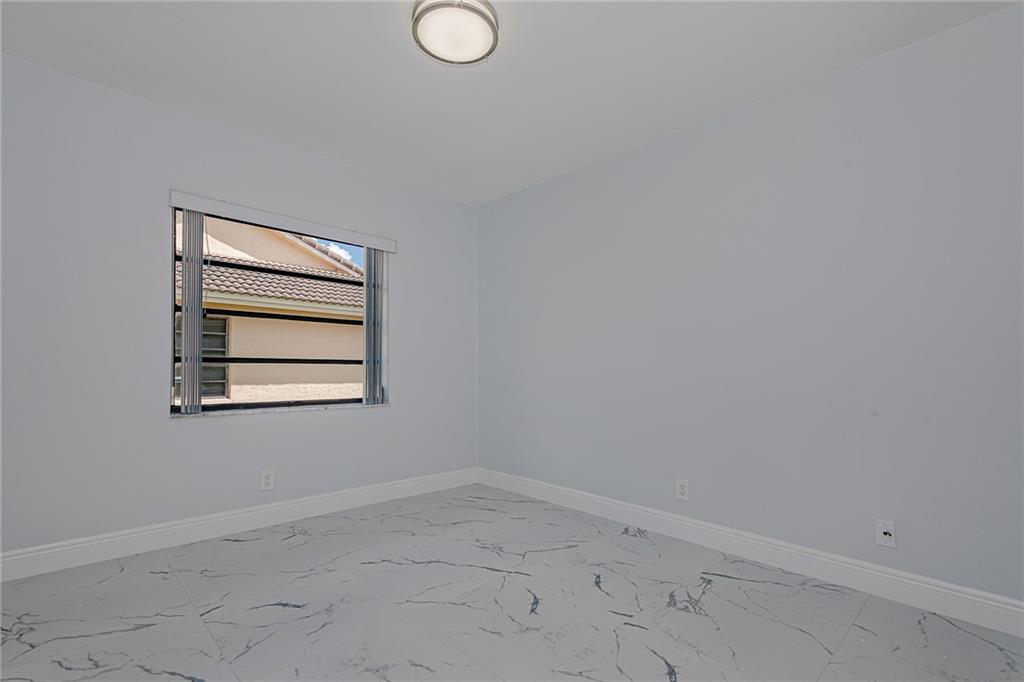 Springs Gateway 127-17 B - Residential