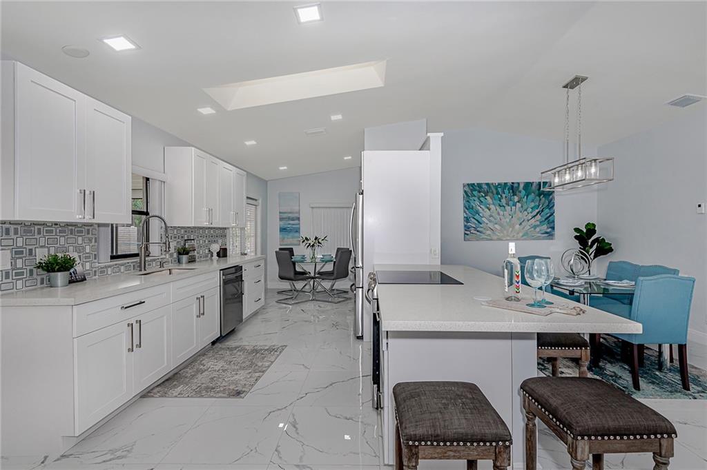 Springs Gateway 127-17 B - Residential