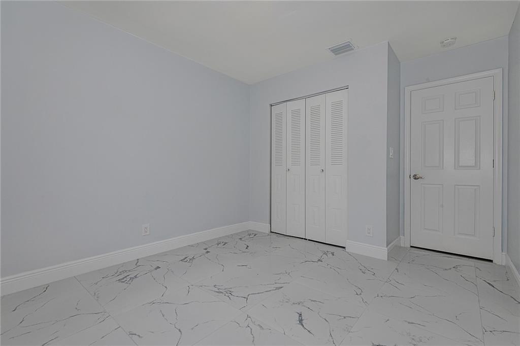 Springs Gateway 127-17 B - Residential