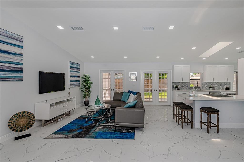 Springs Gateway 127-17 B - Residential