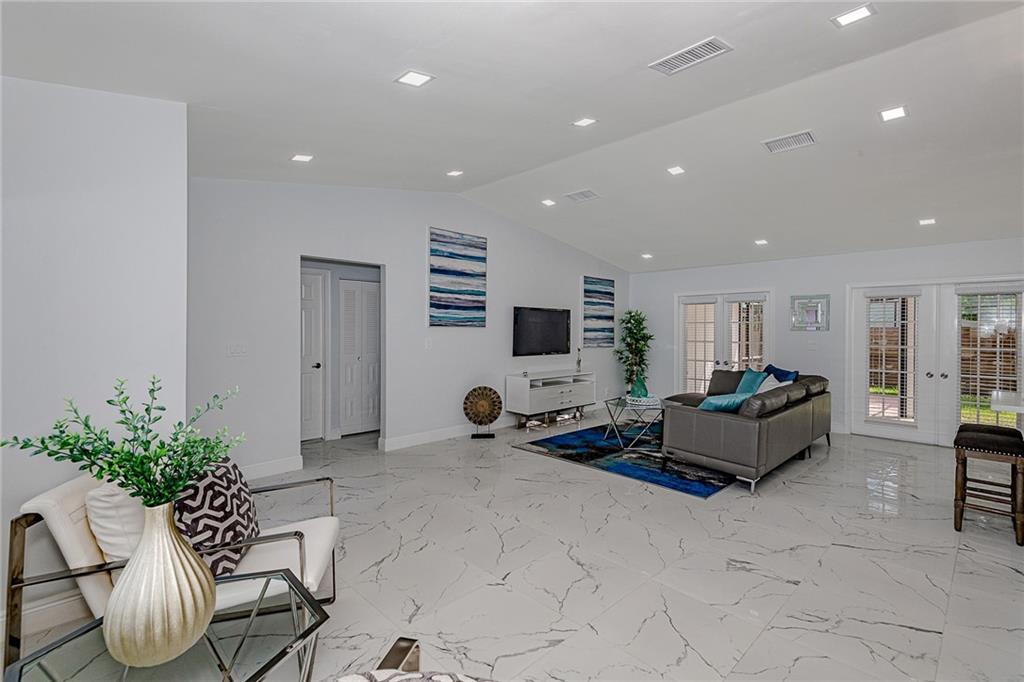 Springs Gateway 127-17 B - Residential