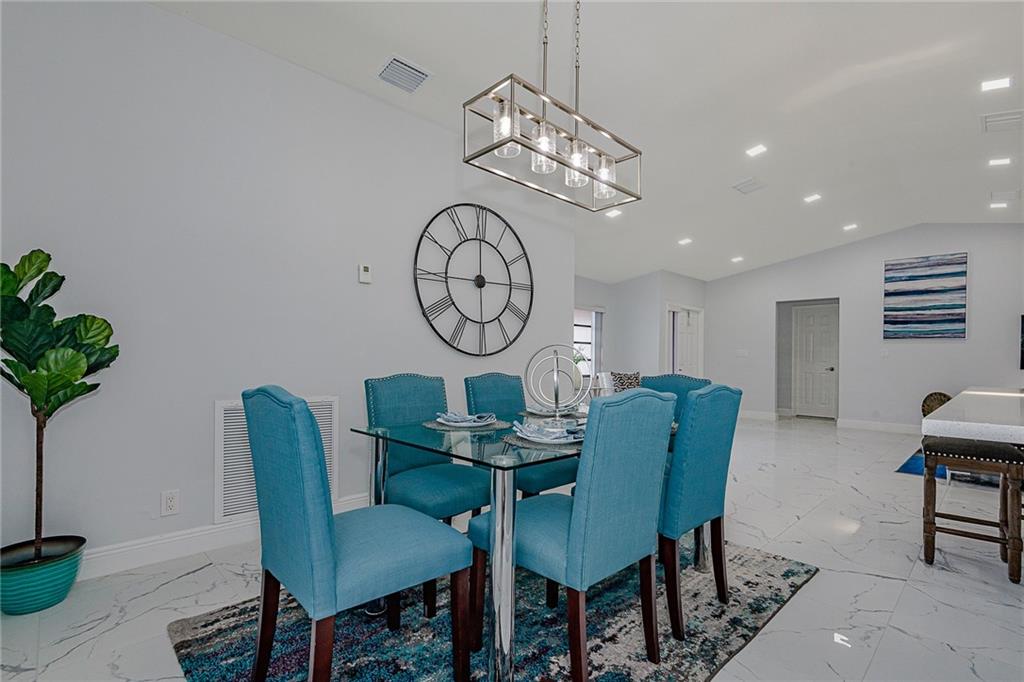 Springs Gateway 127-17 B - Residential