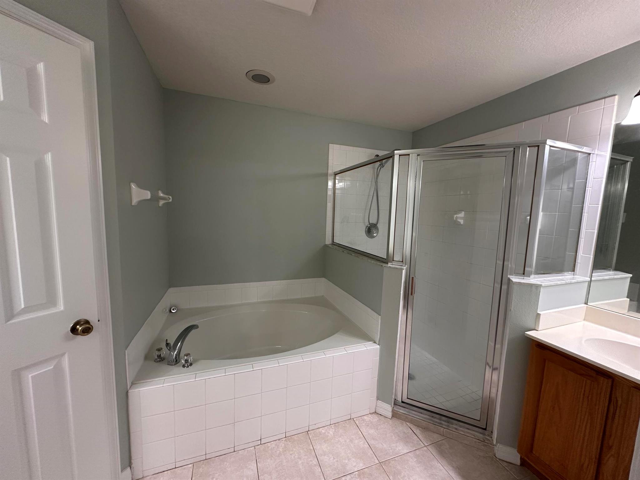 PORT ST LUCIE SECTION 18 - Residential Lease