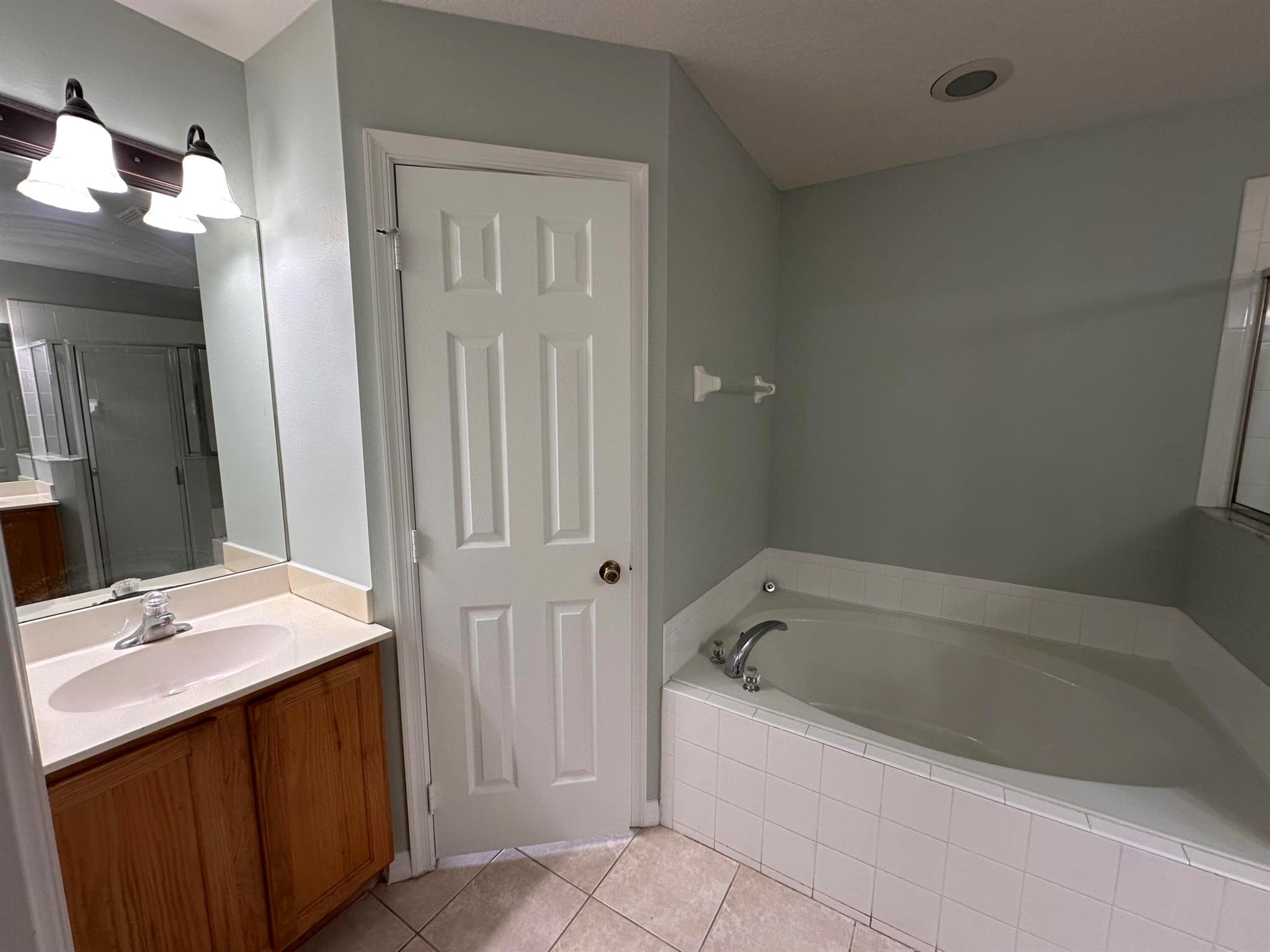 PORT ST LUCIE SECTION 18 - Residential Lease