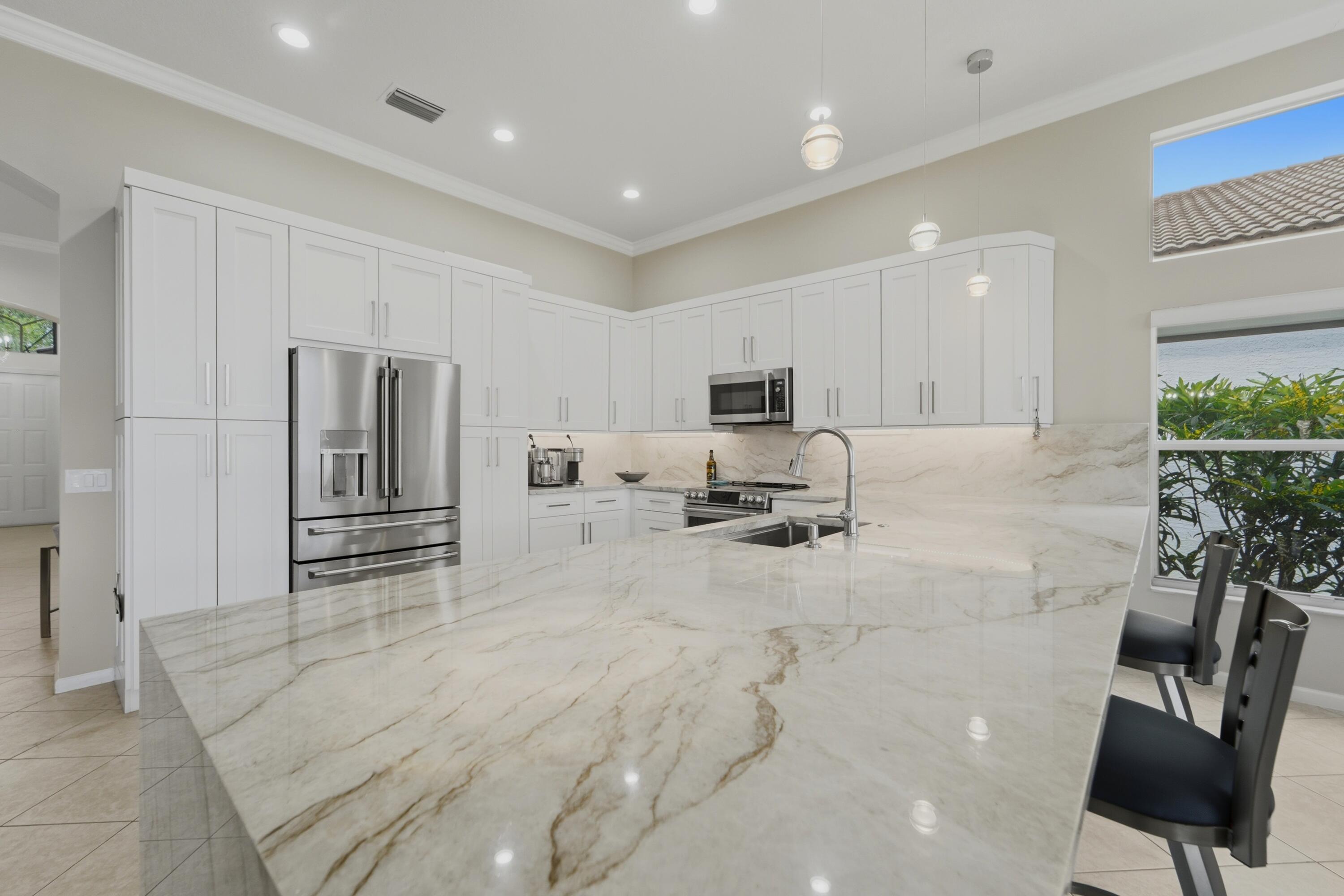 9841 Casa Mar Drive