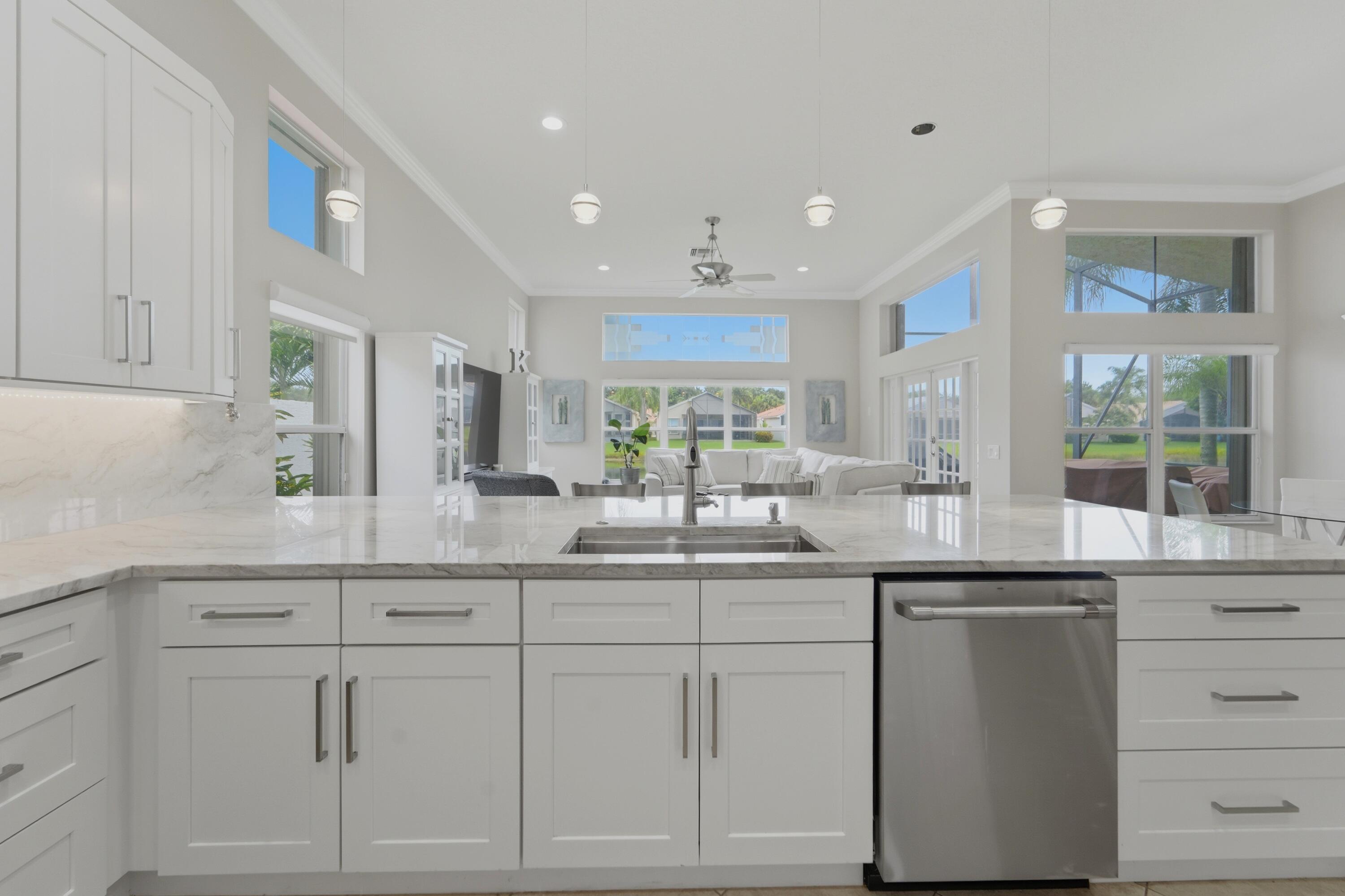 9841 Casa Mar Drive