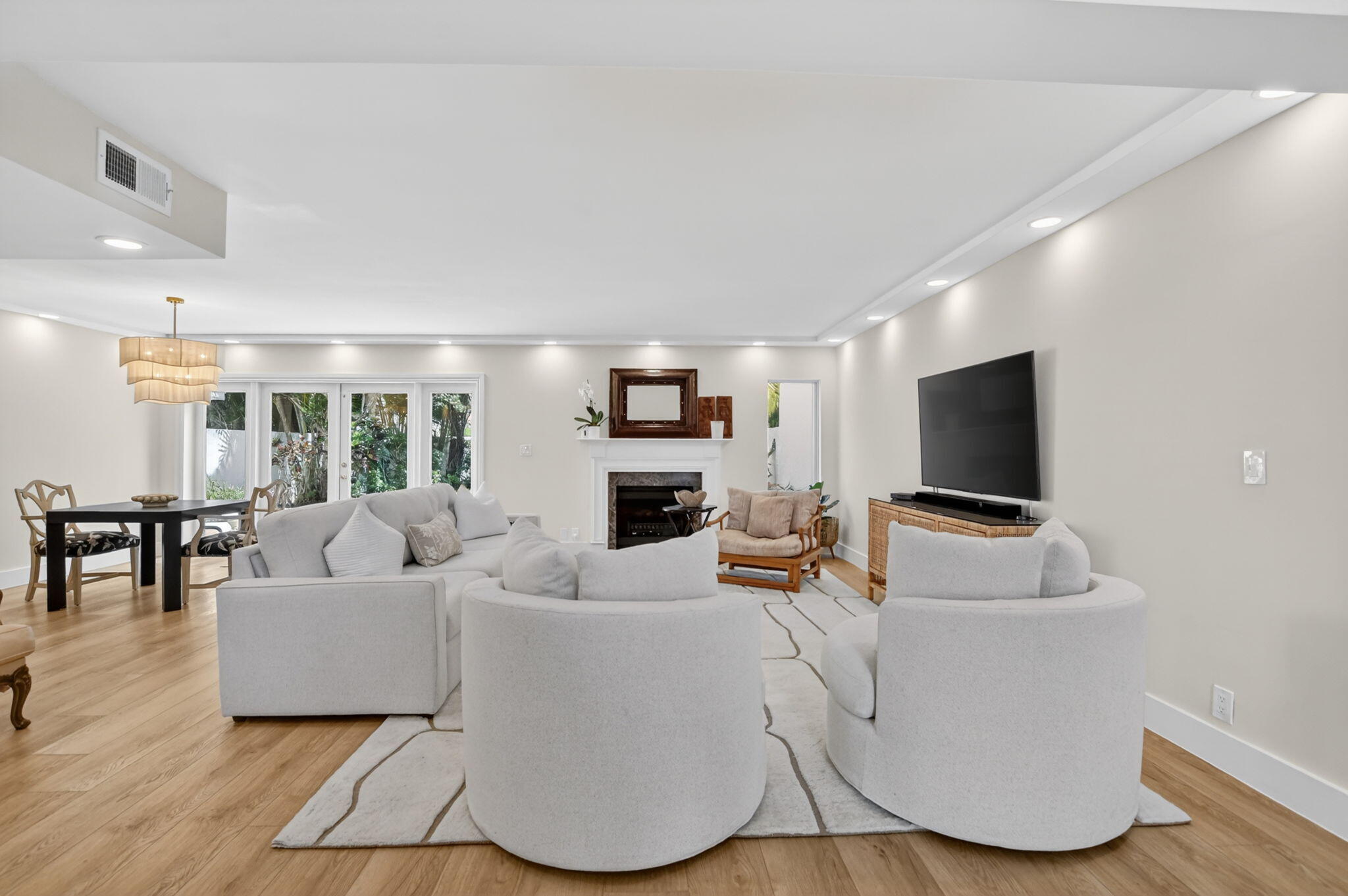 WOODCREST - Residential