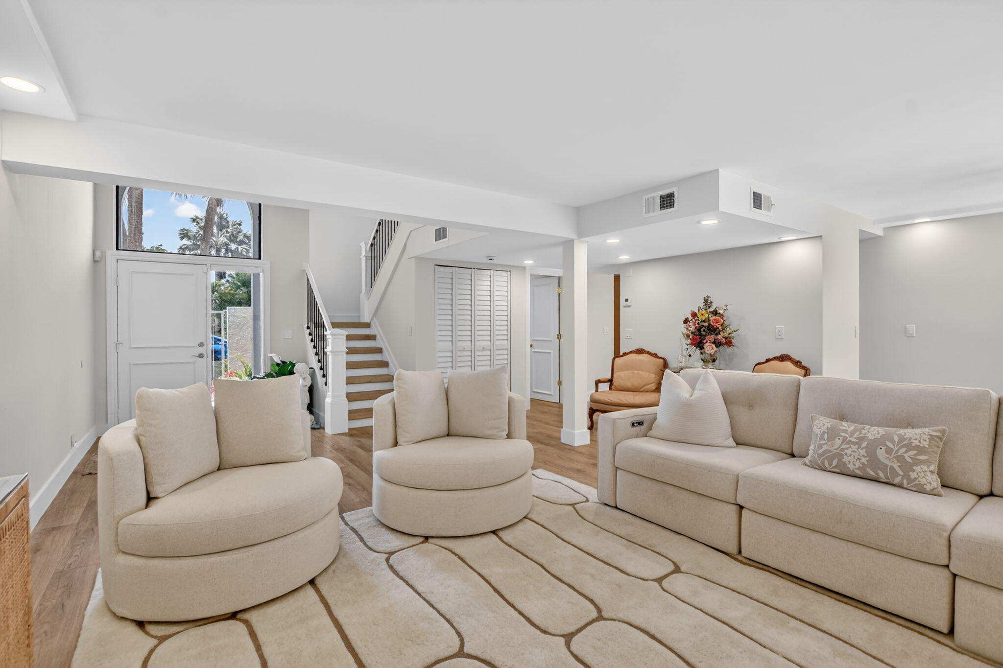 WOODCREST - Residential