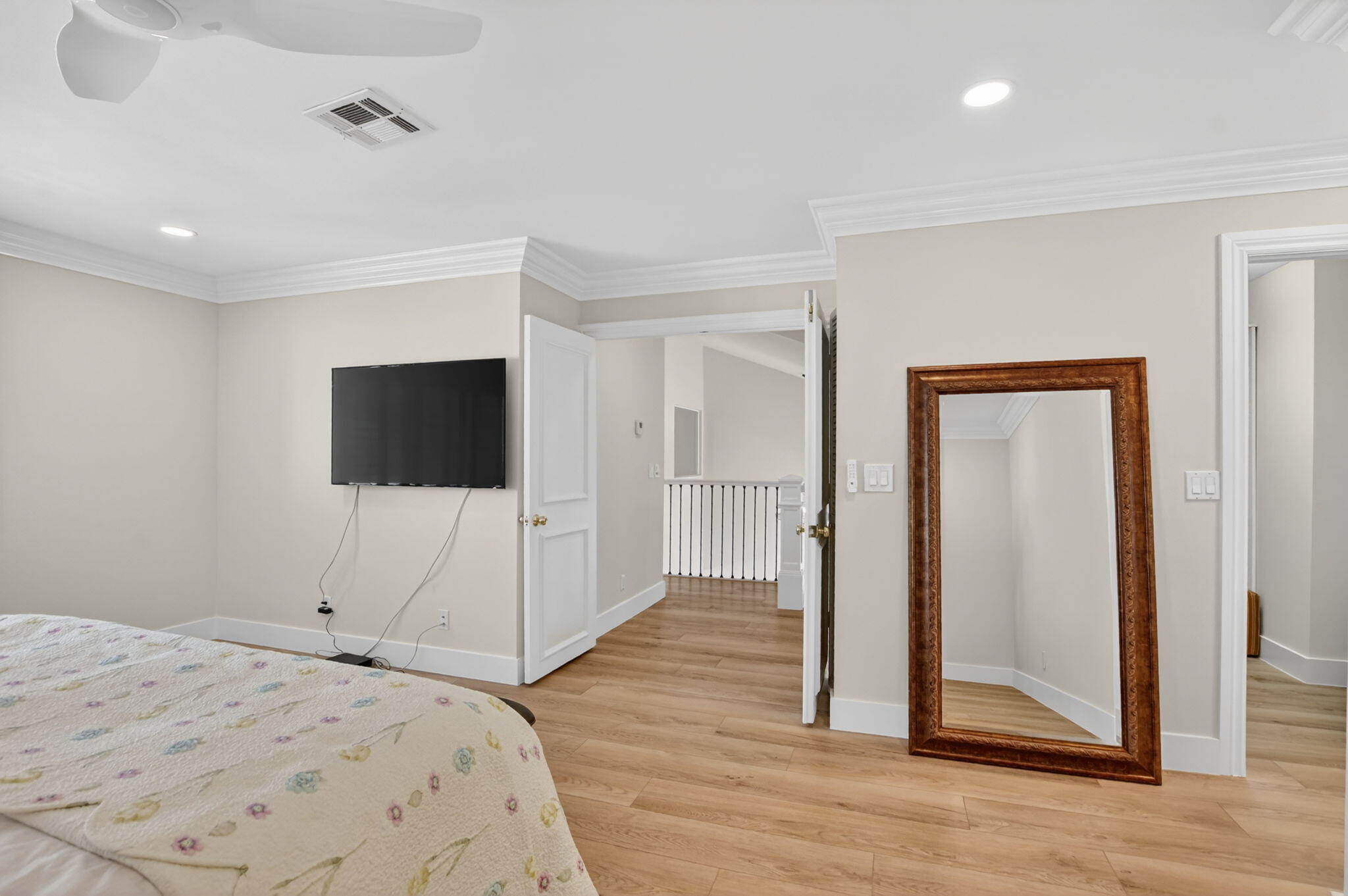 WOODCREST - Residential