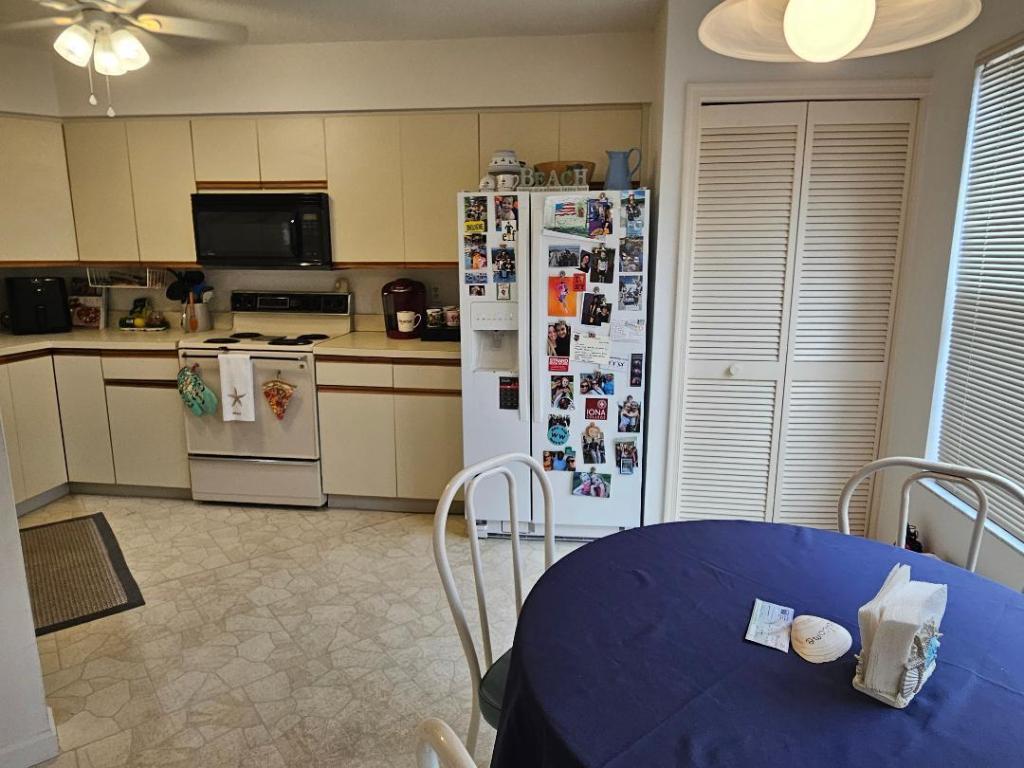 MONTEGO COVE CONDO - Residential