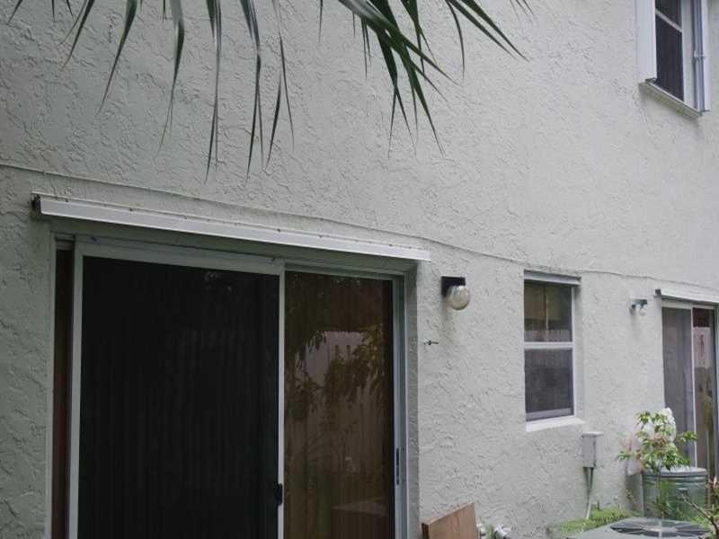 QUATRAINE   V - Residential