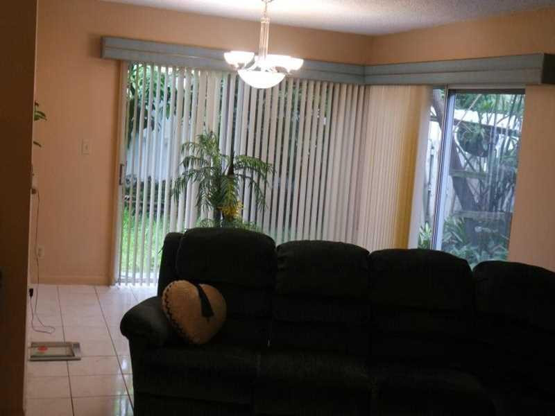 QUATRAINE   V - Residential