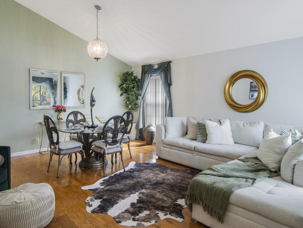 SARATOGA AT ROYAL PALM 1 - Residential