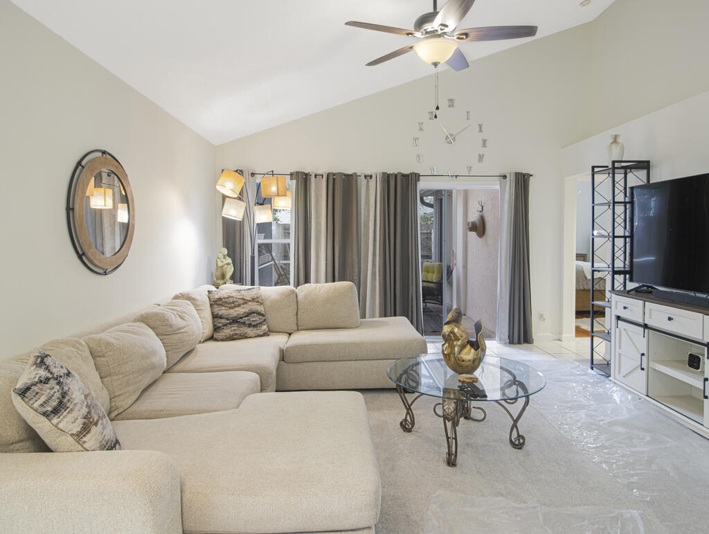 SARATOGA AT ROYAL PALM 1 - Residential