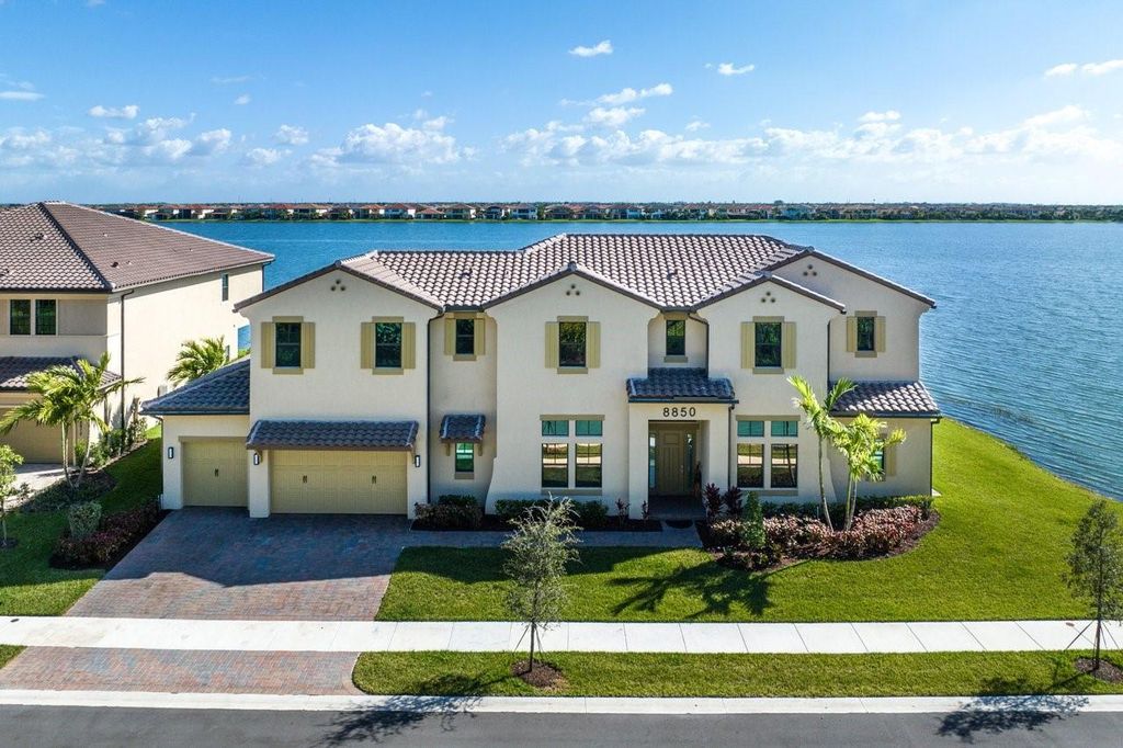 Photo of 8850 W Parkland Bay Trl, Parkland, FL 33076 (MLS # F10411470)