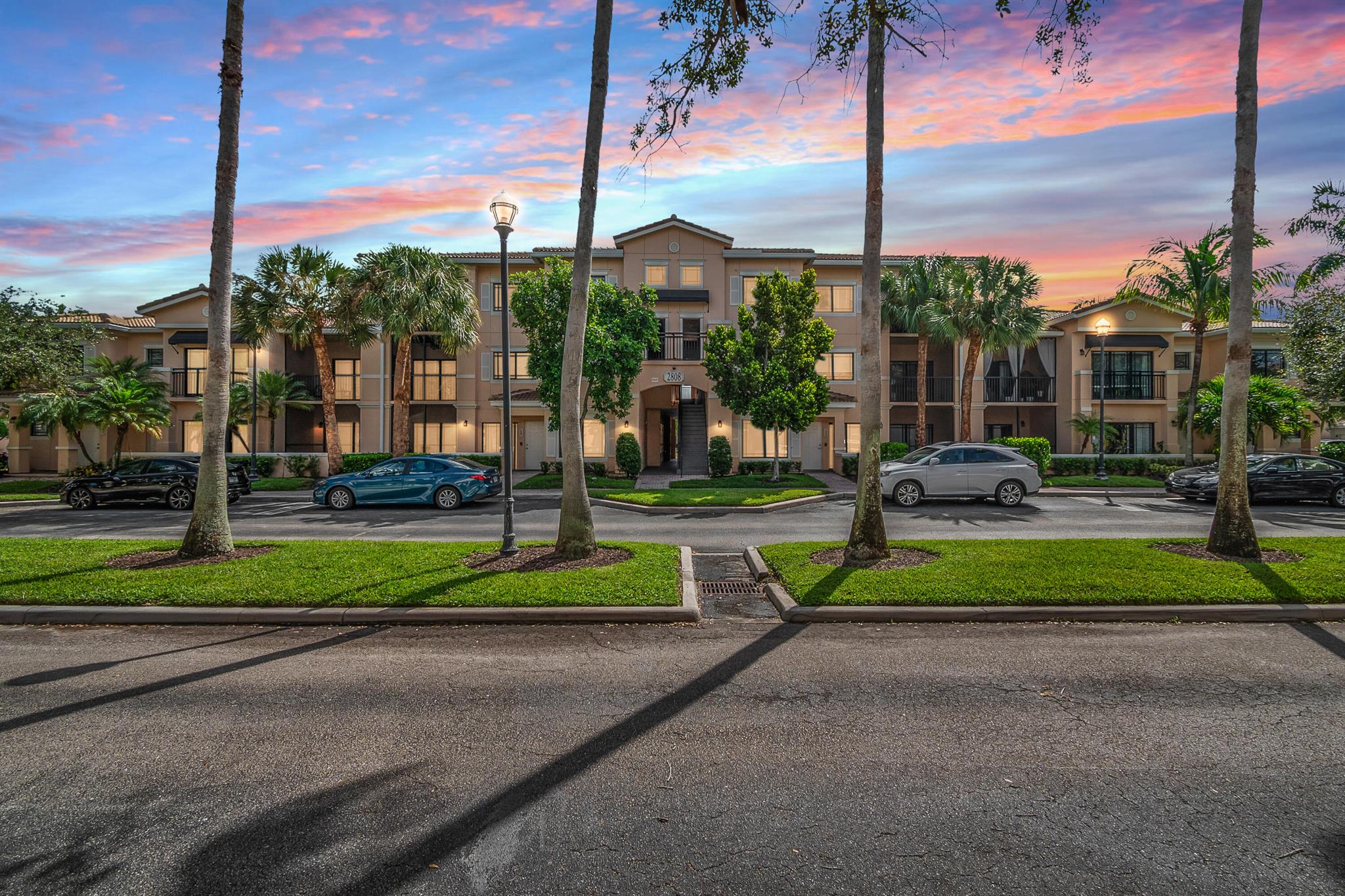 2808 Amalei Drive 202