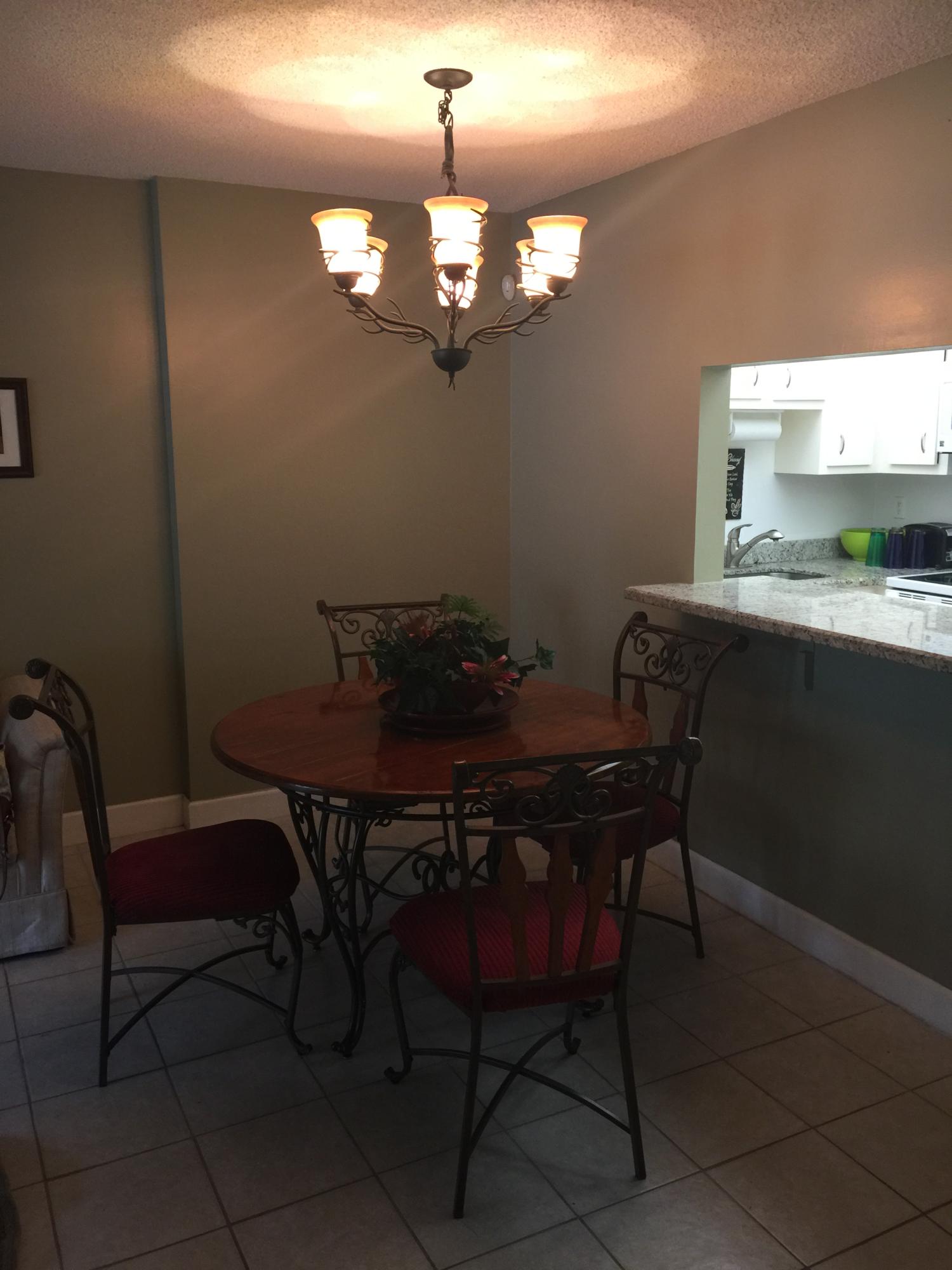 MANORS OF INVERRARY I-5 - Residential Lease