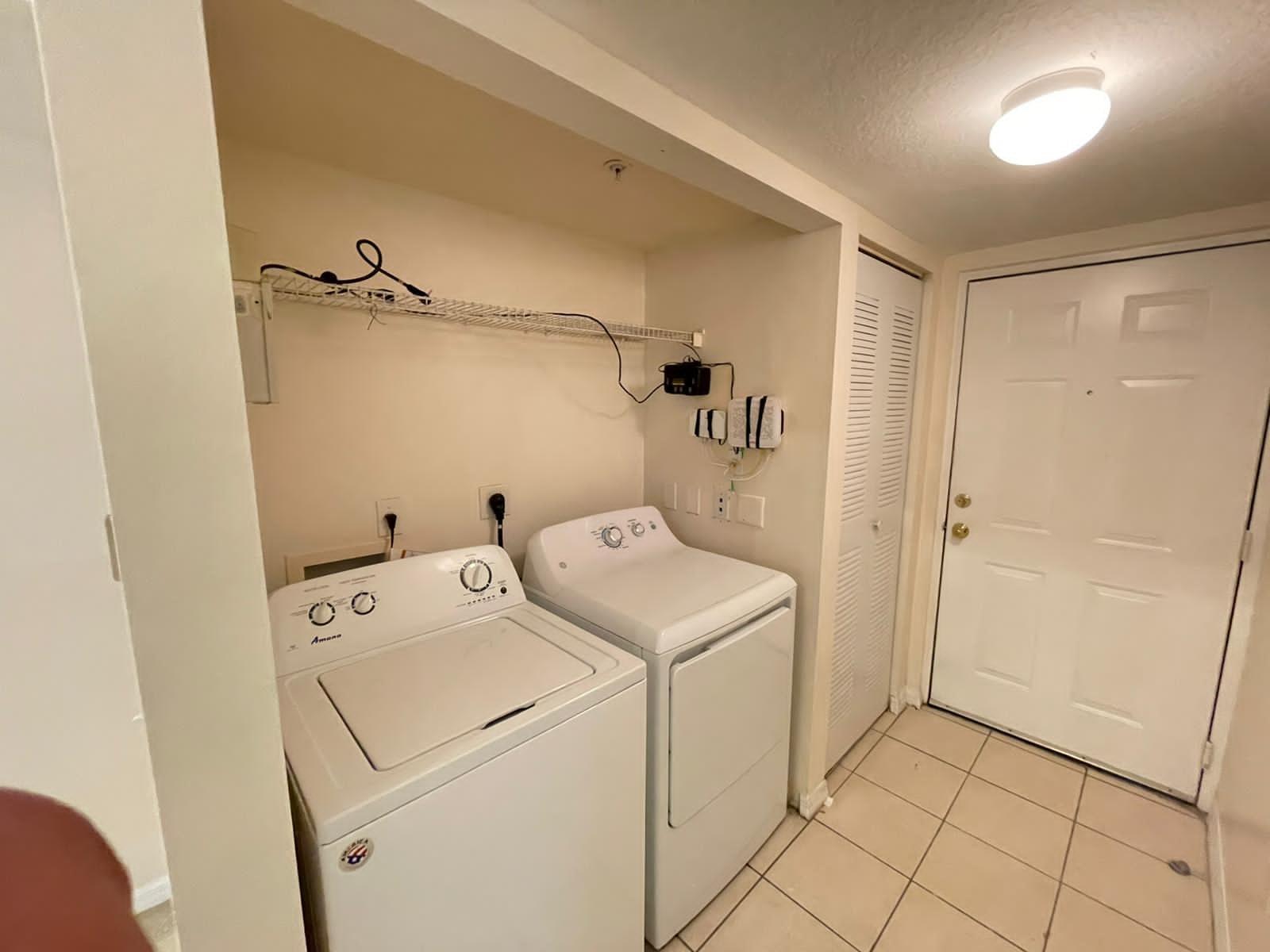 Emerald Isle/Laguna Lakes - Residential Lease