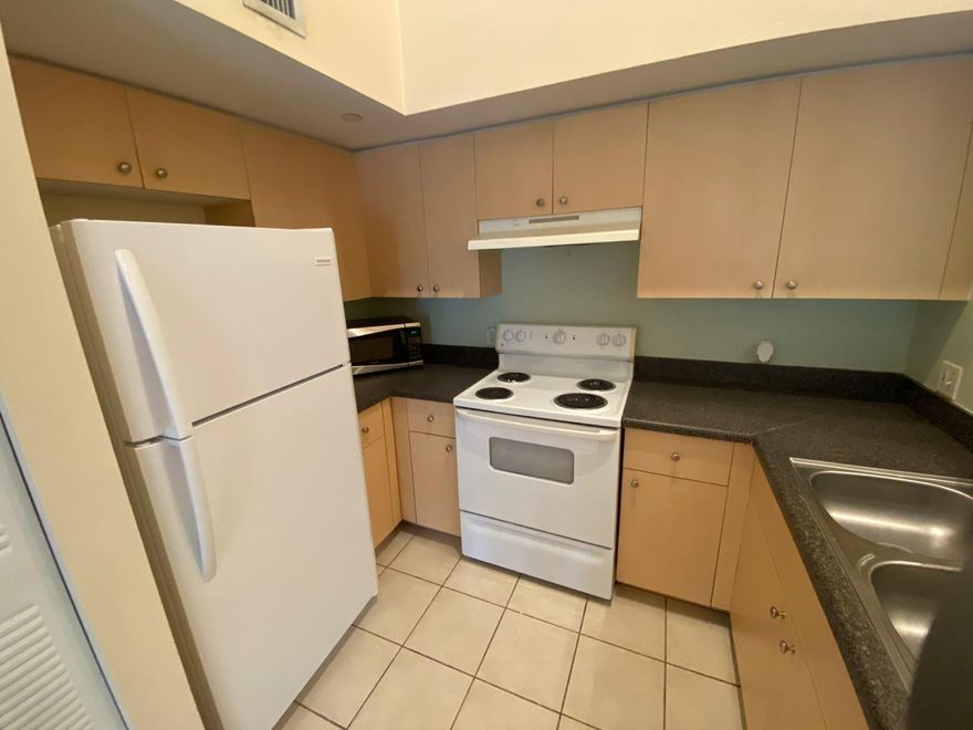 Amazing opportunity to live in this spacious 2/2 located in the highly desirable Emerald Isle Condominium!

This gated, resort-style community offers an impressive array of amenities, including a beautiful resort-style pool, hot tub with massaging jets, fully equipped gym, racquetball/basketball court, tennis court, volleyball court, and a children's playground.

The unit features ceramic tile floors throughout the living areas, bedrooms, bathrooms, and kitchen, and is in excellent condition. Conveniently located just minutes from shopping, entertainment, nightlife, and everything West Palm Beach has to offer.

Don't miss your chance to live in this sought-after community—this unit won't last!

First month's rent and two security deposits required.