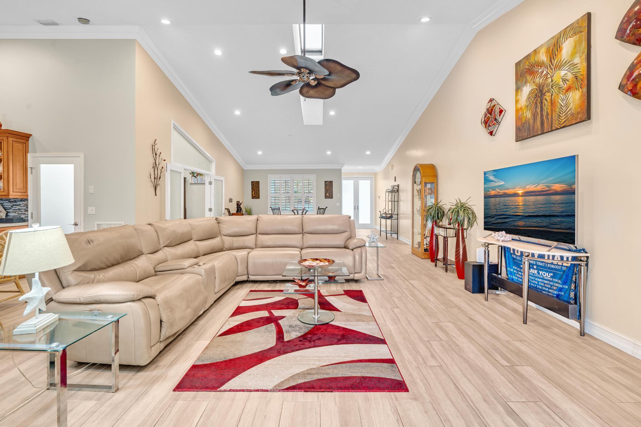 JACARANDA LAKES SECTION ELEVEN - Residential